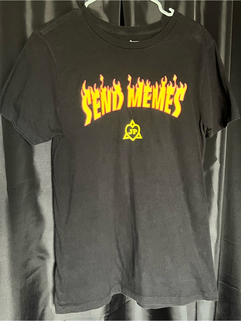 Hot Topic Jessie Paege Send Memes Shirt Medium